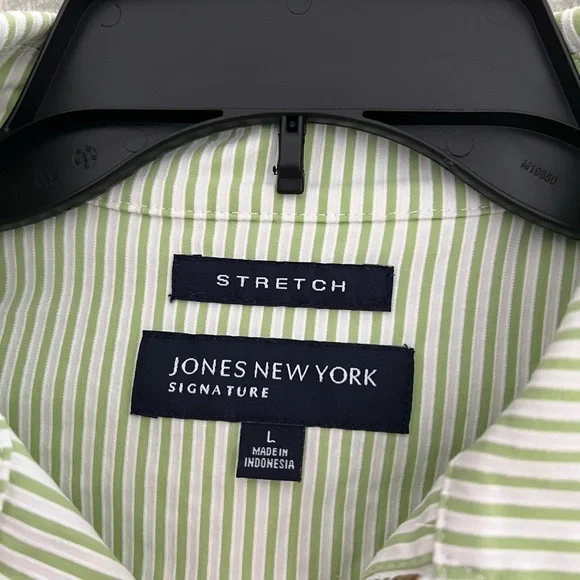 Women’s front zipper green stretch jacket by jones New York size large. - Picture 4 of 4